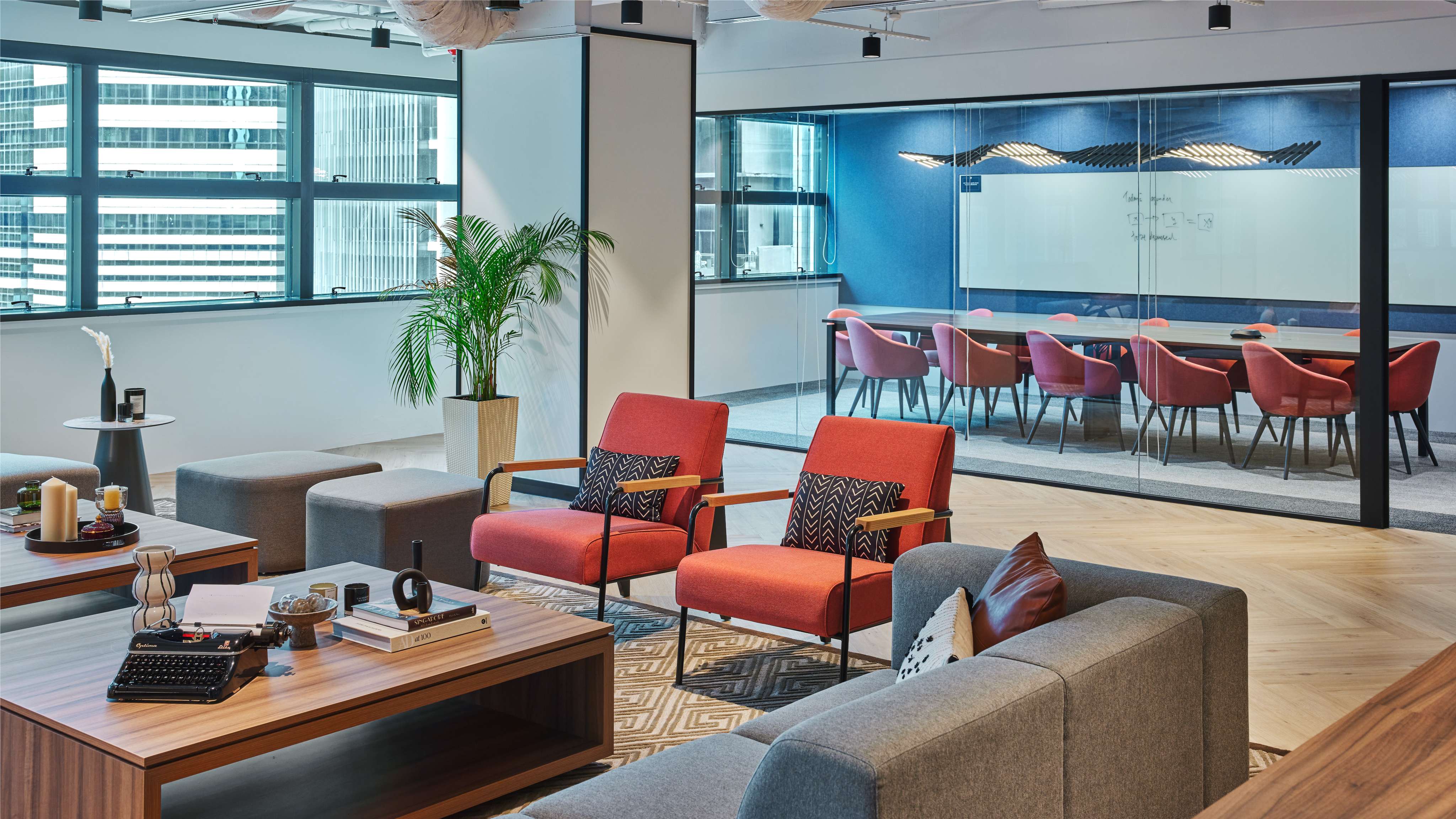 5 Person Private Office at Hong Leong Building
