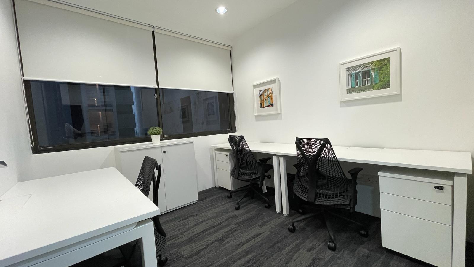 4 Person Private Office at Tong Eng Building