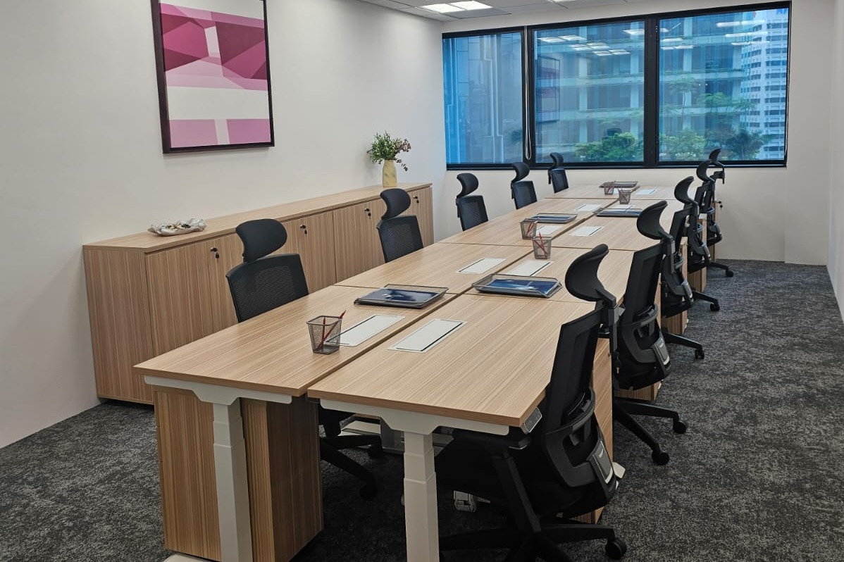 10 Person Private Office at Republic Plaza