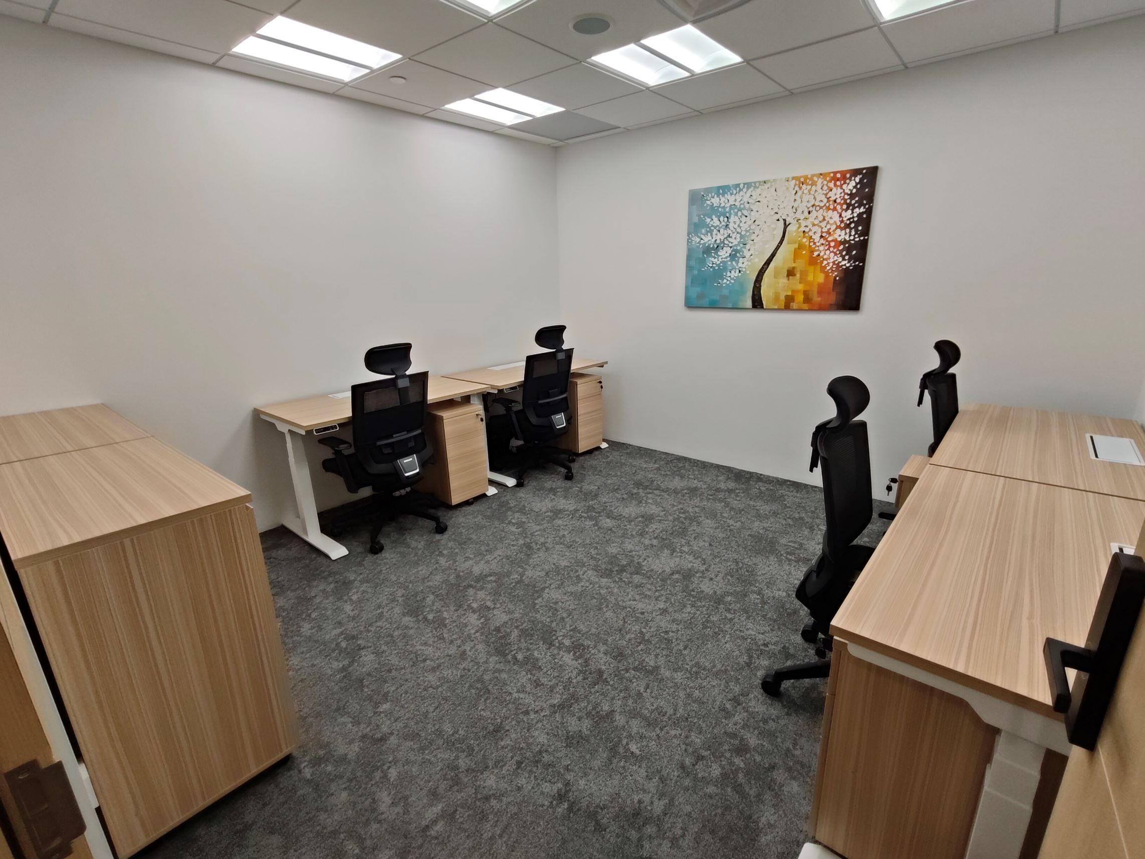 5 Person Private Office at Republic Plaza
