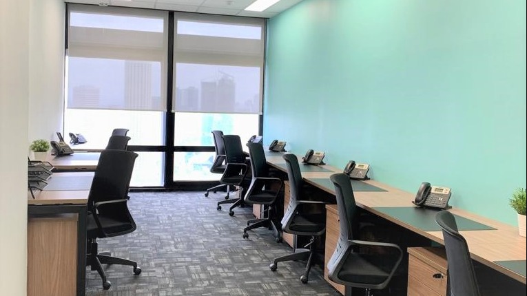 8 Person Private Office at OCBC Centre
