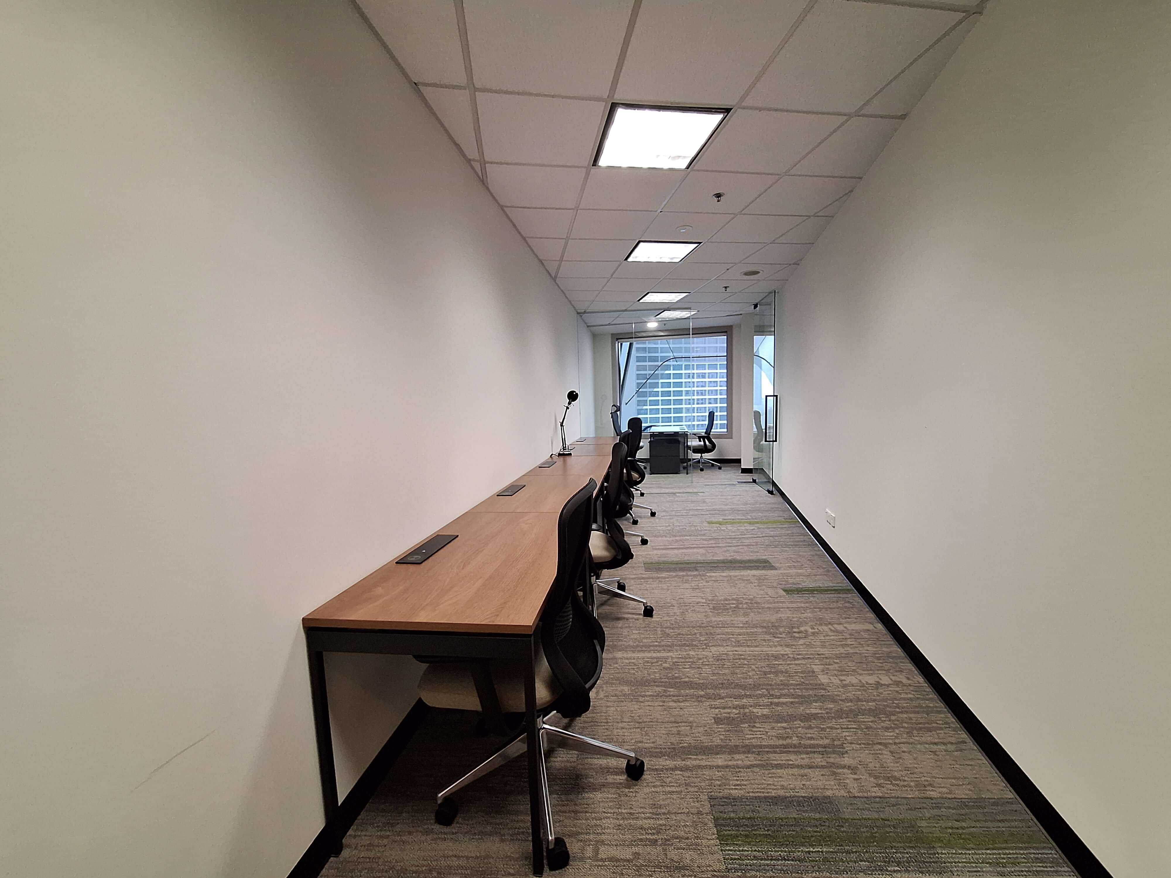 6 Person 私人办公室 at Centennial Tower