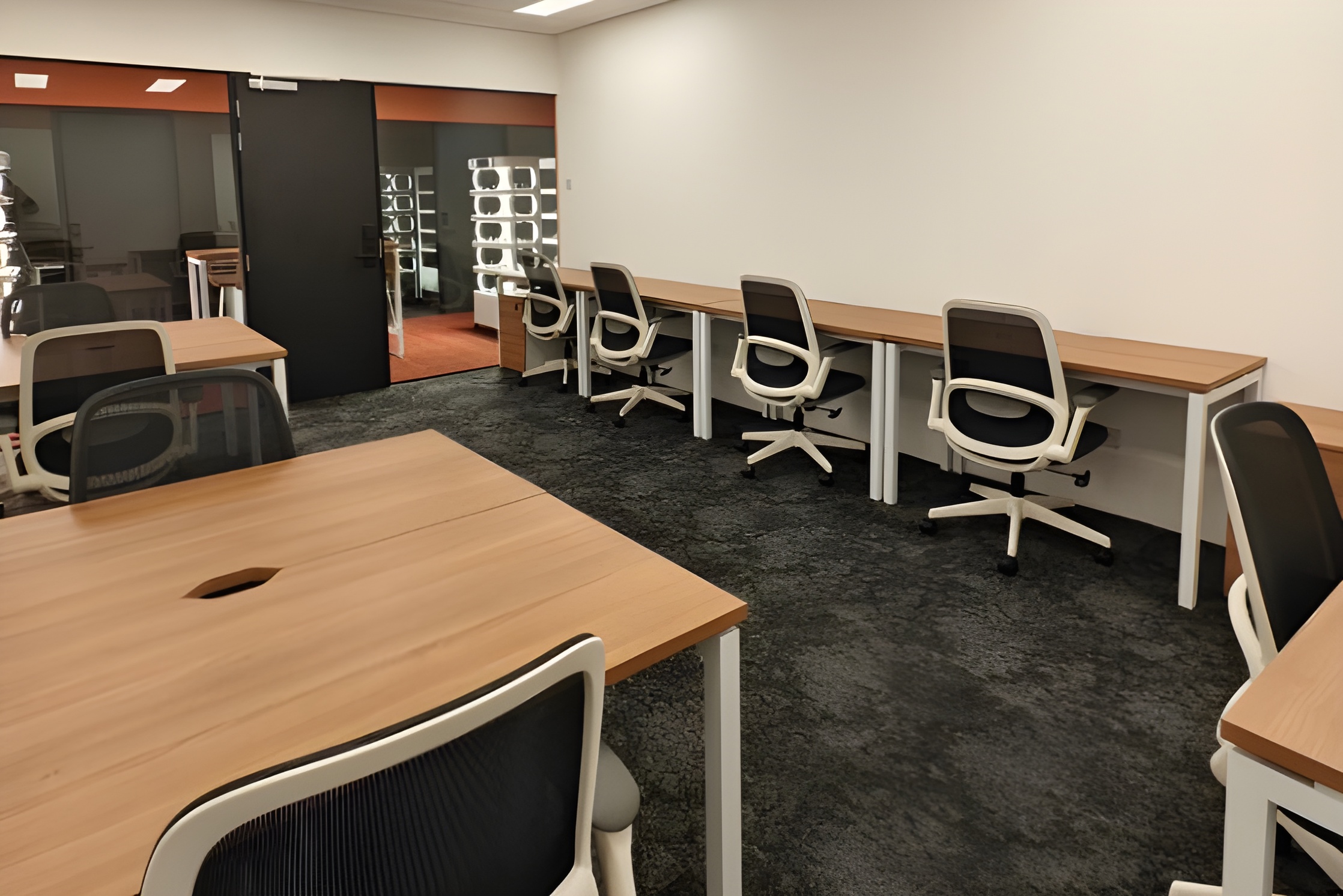 9 Person Private Office at 77 Robinson