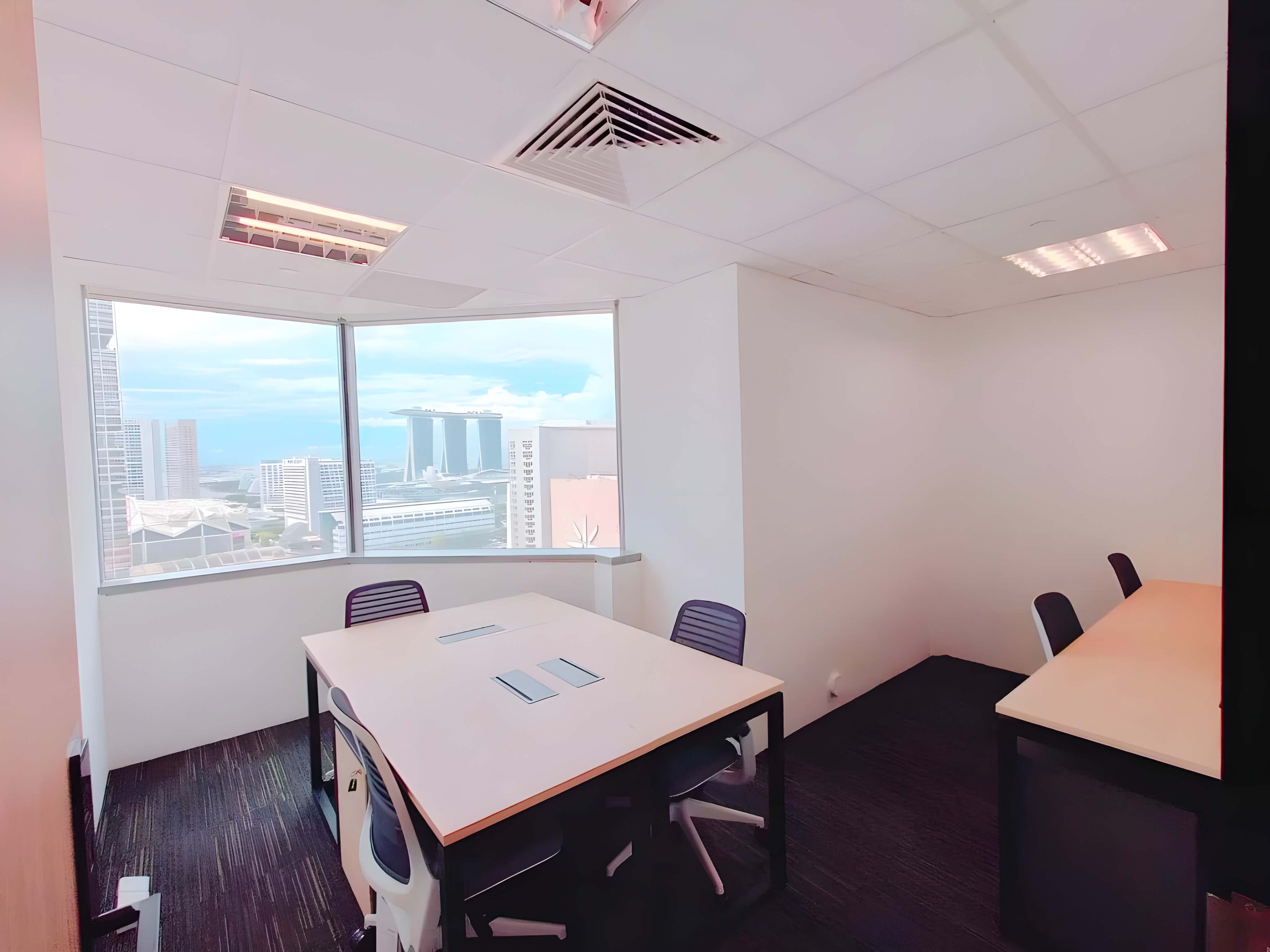 5 Person Private Office at Odeon Towers