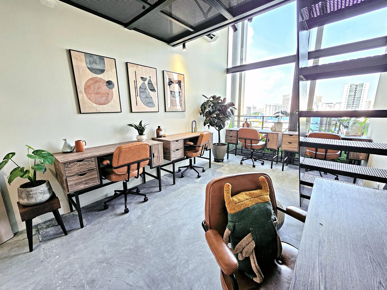 5 Person Private Office at 81 Aljunied Road