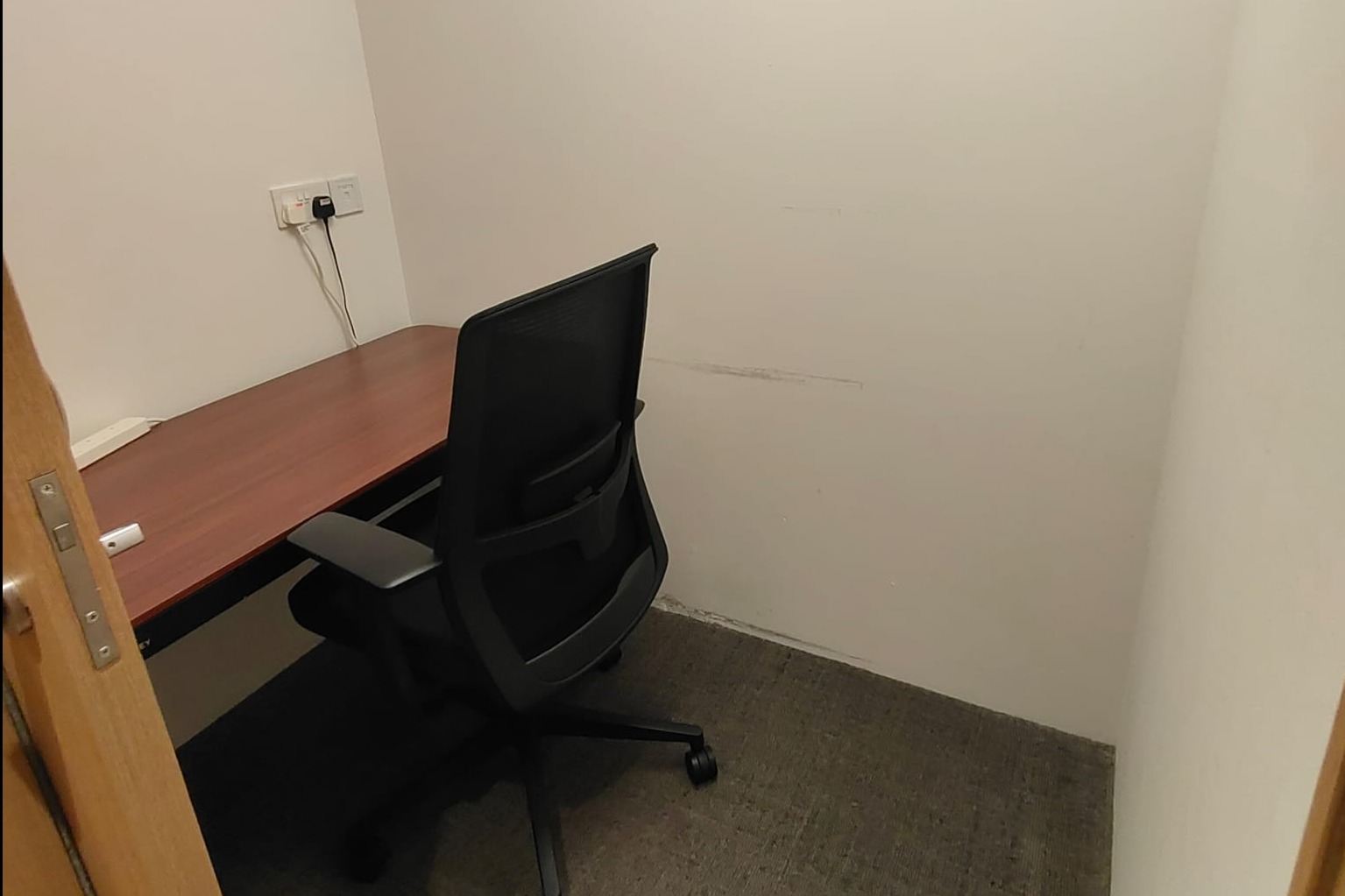 1 Person Private Office at The Adelphi