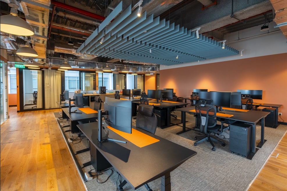 1 Person Co-working Desk at UE Square
