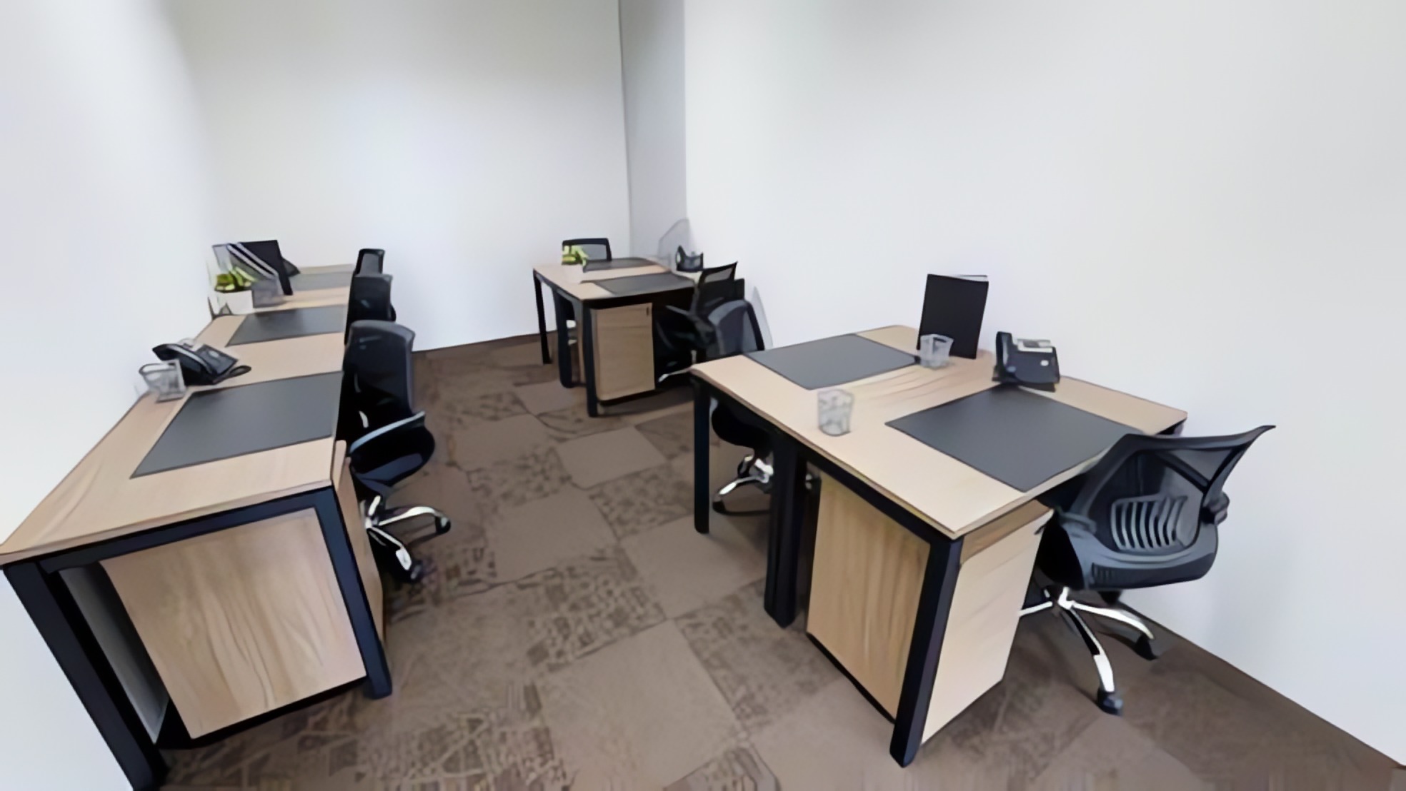 7 Person Private Office at Tokio Marine Centre