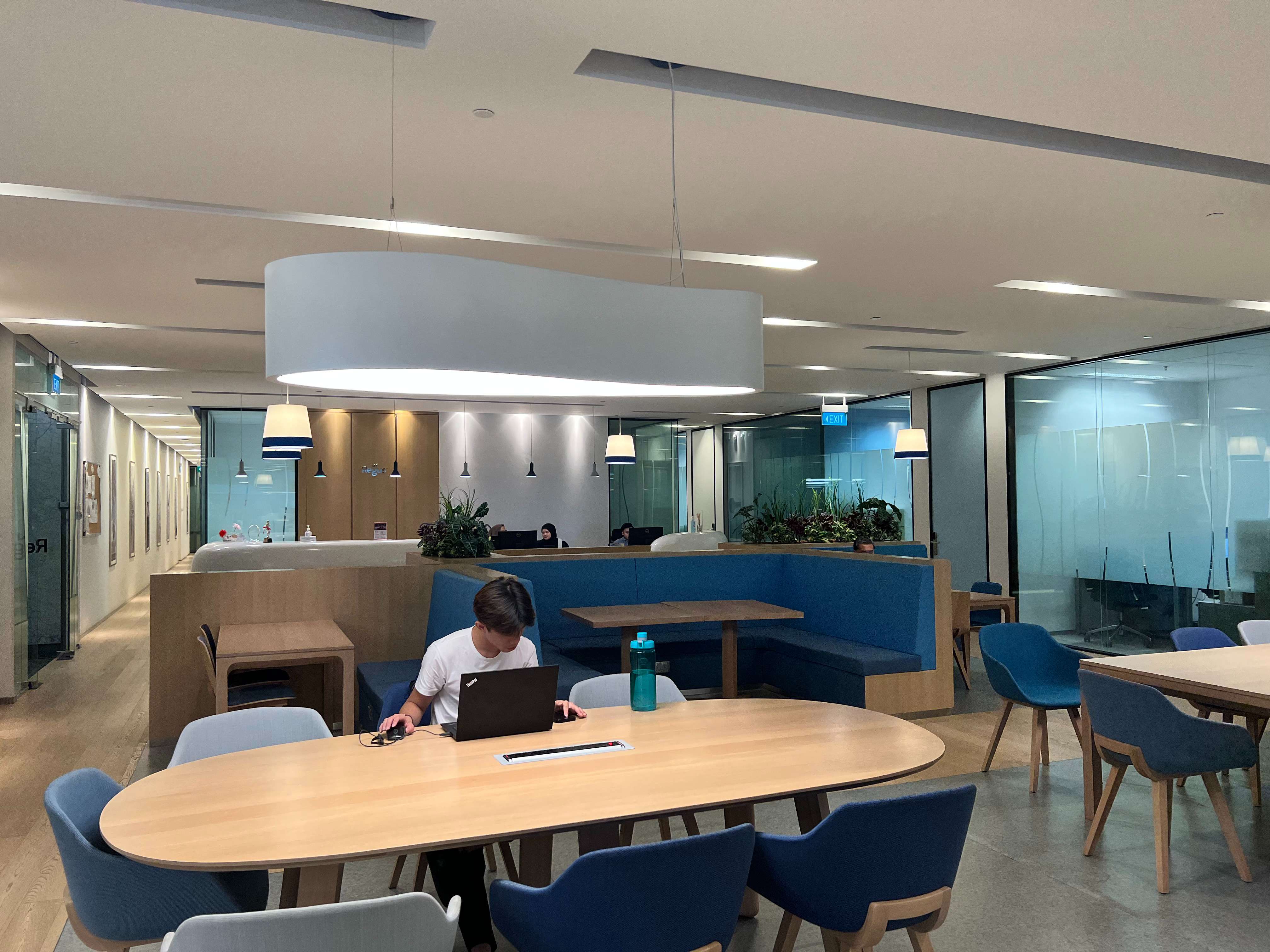 1 Person Co-working Desk at Guoco Tower