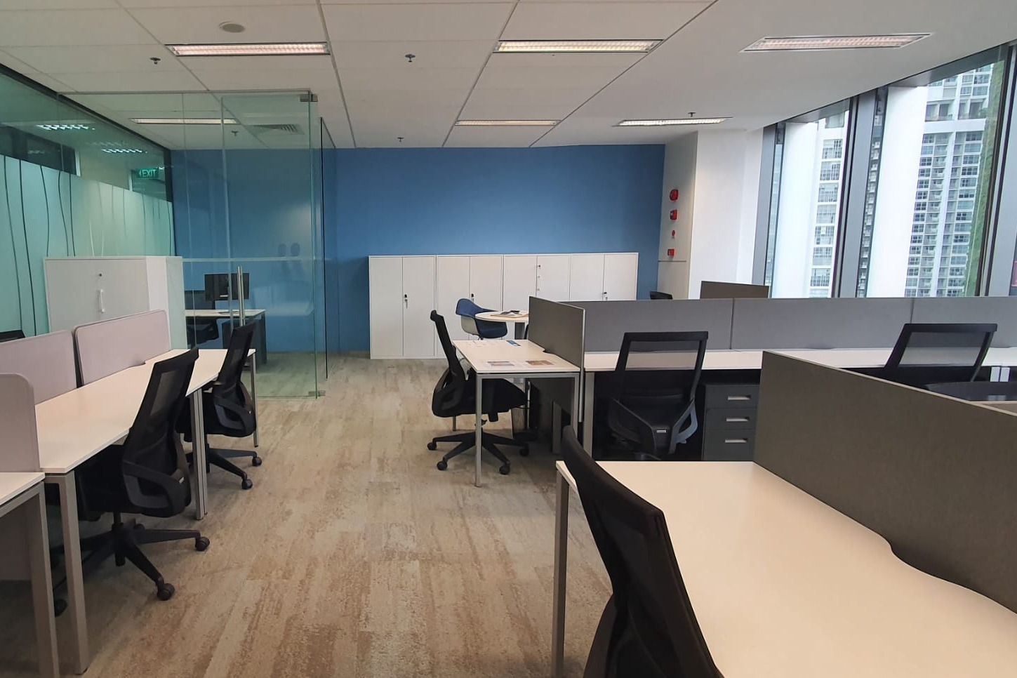 18 Person Private Office at Guoco Tower