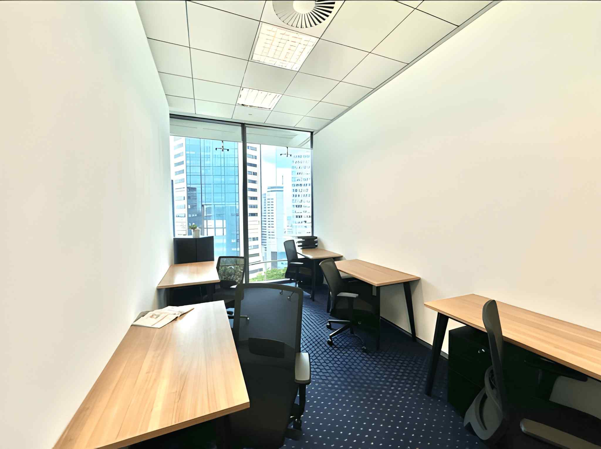 5 Person Private Office at CapitaGreen