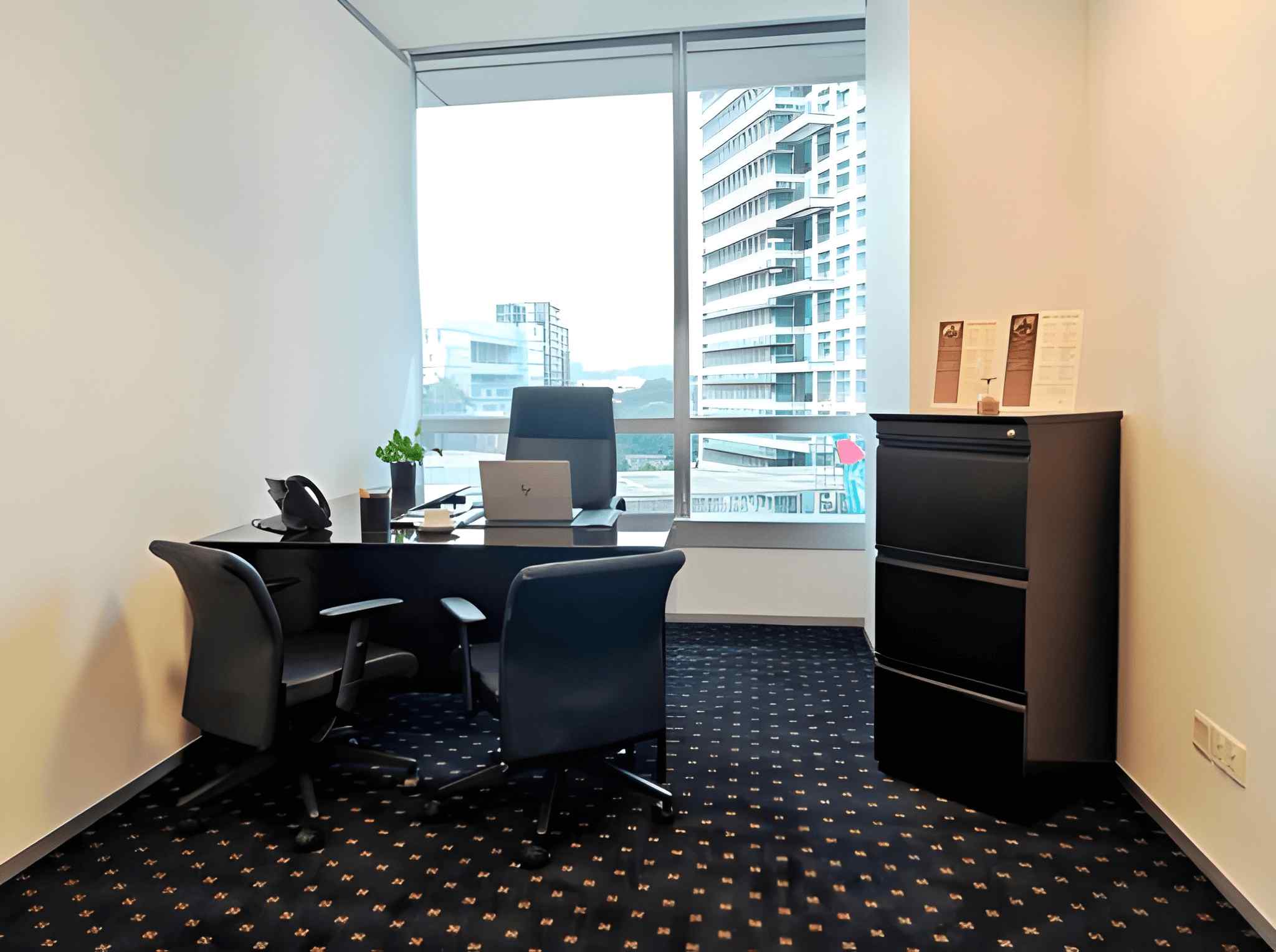 4 Person Private Office at The Metropolis